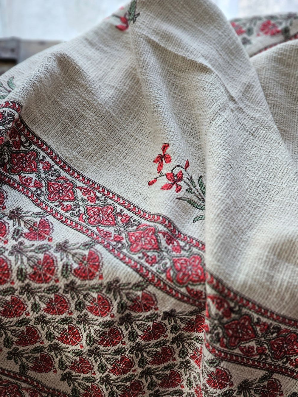 Abigail Cottage Throw Blanket