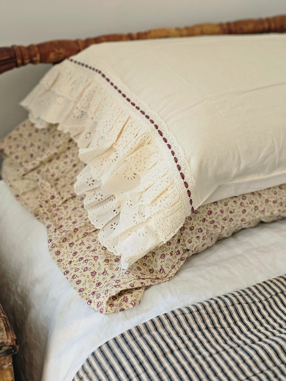 Eyelet Ruffles with Rose Velvet Ribbon Pillowcase, Set of 2