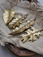 Golden Leaves Ornament Set