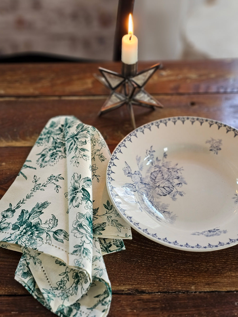 Green Floral Toile Napkin Set