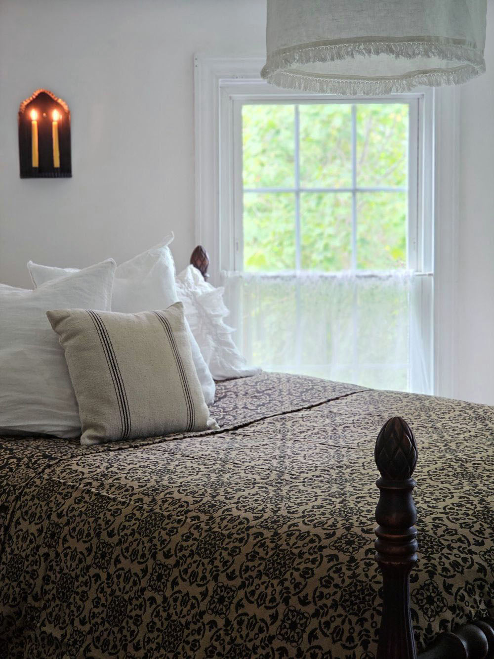 Heritage Reversible Bed Coverlet Blanket