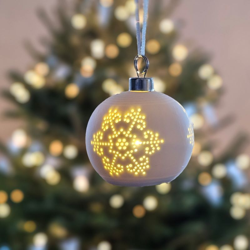 Lighted Snowflake Ornament, Set of Three