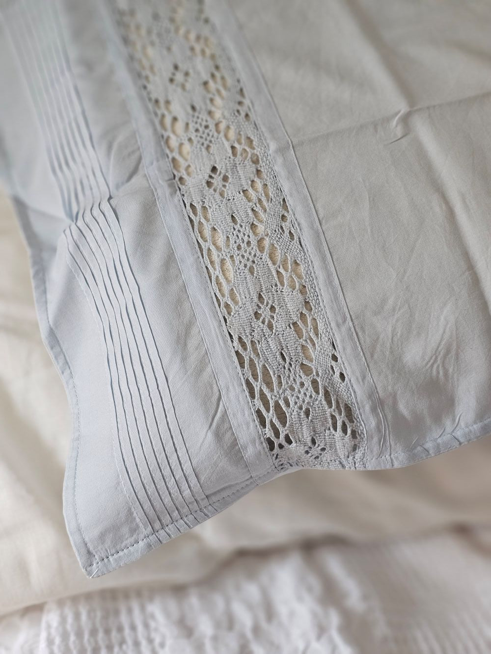 Vintage Style Crochet Lace and Pleated Edge Pillowcase Set