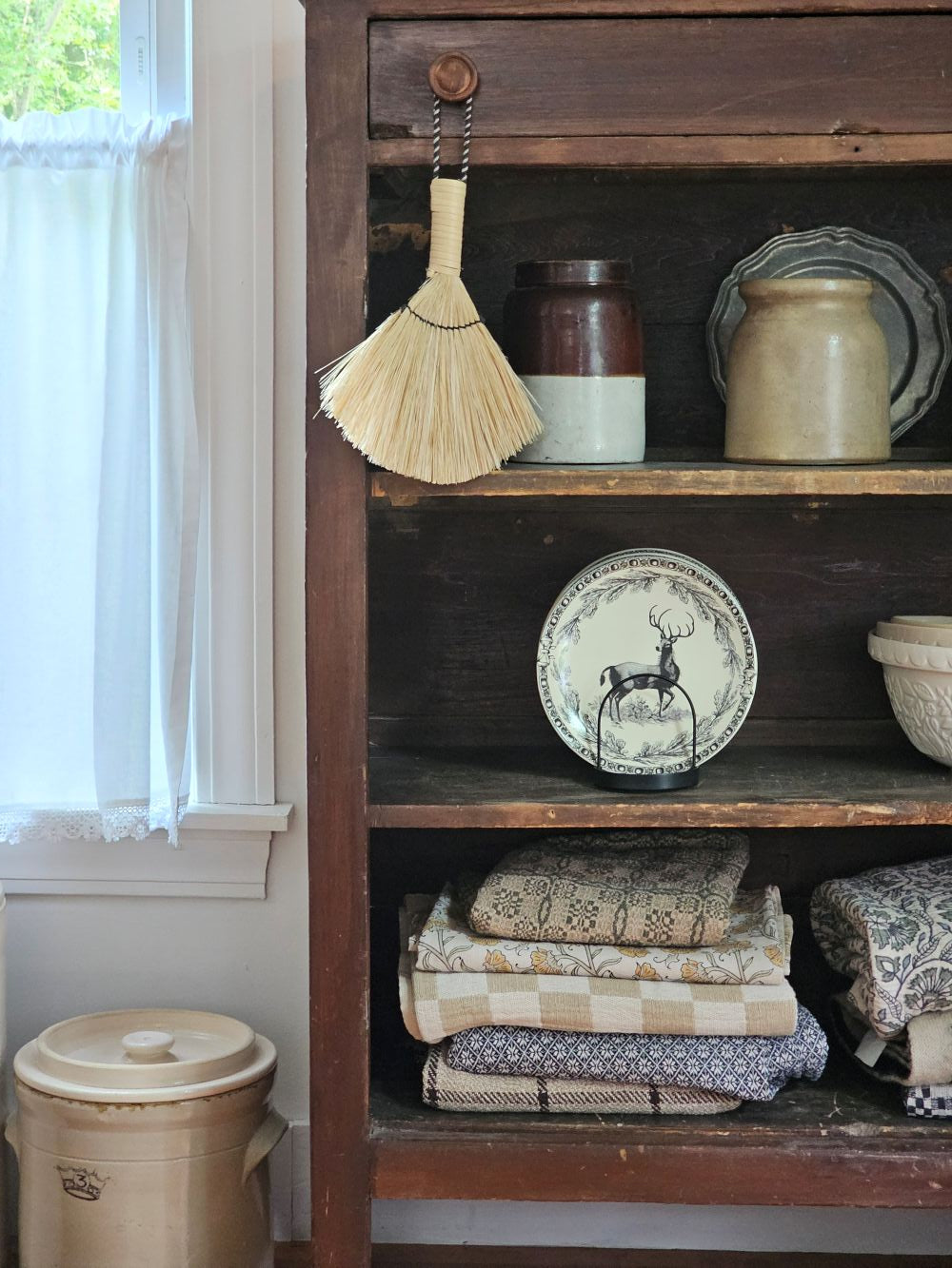 Vintage Style Deer Plate