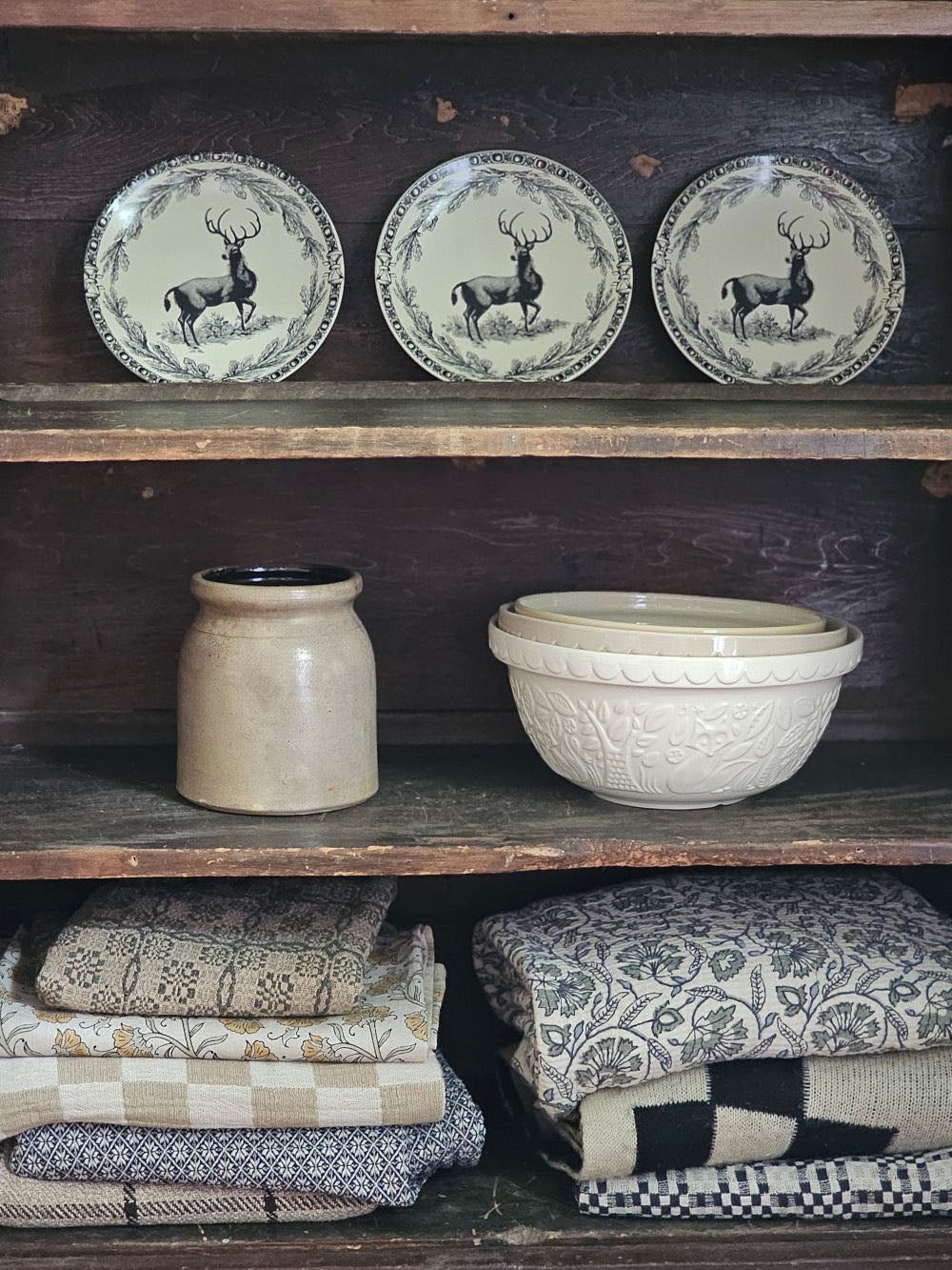 Vintage Style Deer Plate