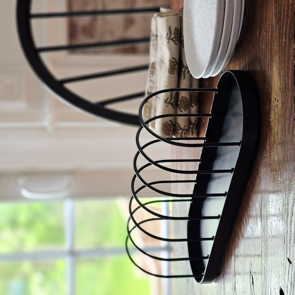 Vintage Style Wire Plate Rack