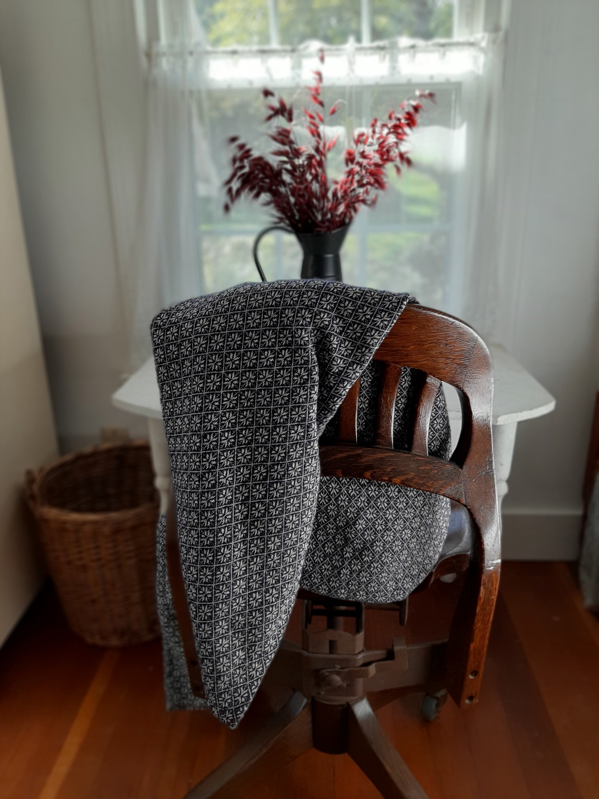 Welsh Inspired Throw Blanket, Navy